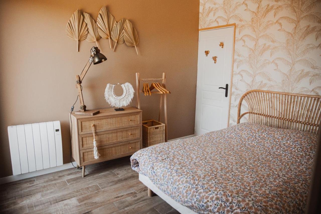 « La Casa Normande » Entre Ville & Plages Esquay-sur-Seulles Extérieur photo