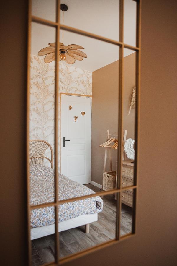 « La Casa Normande » Entre Ville & Plages Esquay-sur-Seulles Extérieur photo